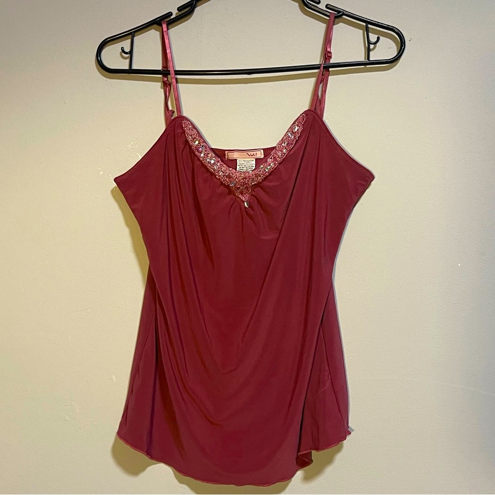Cute dark fuchsia embroidered tank top.
